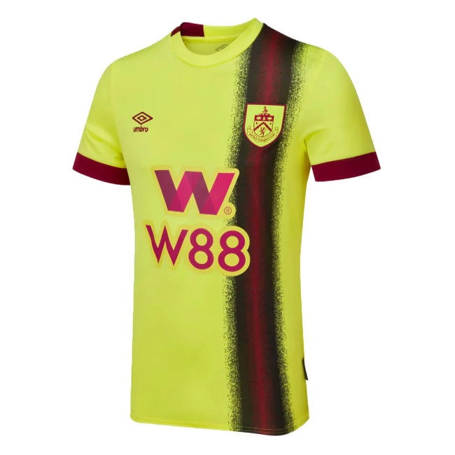 2023-2024 Burnley Away Shirt (Berge 16) — Shop Now