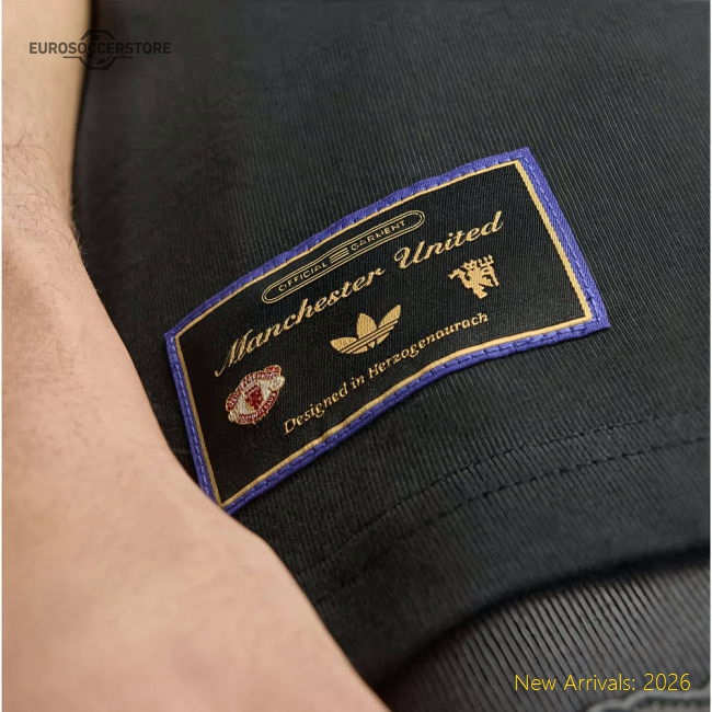 2025-2026 Man Utd Icon Graphic T-shirt (Black)-Football Jersey Hub